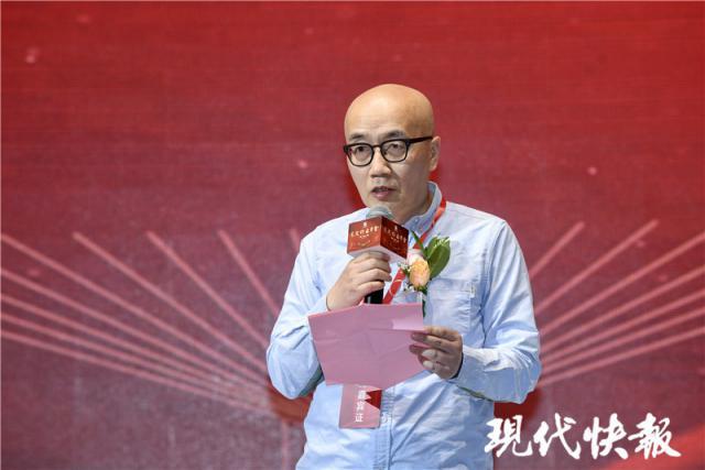 1636697498418073997.jpg 韩东.jpg